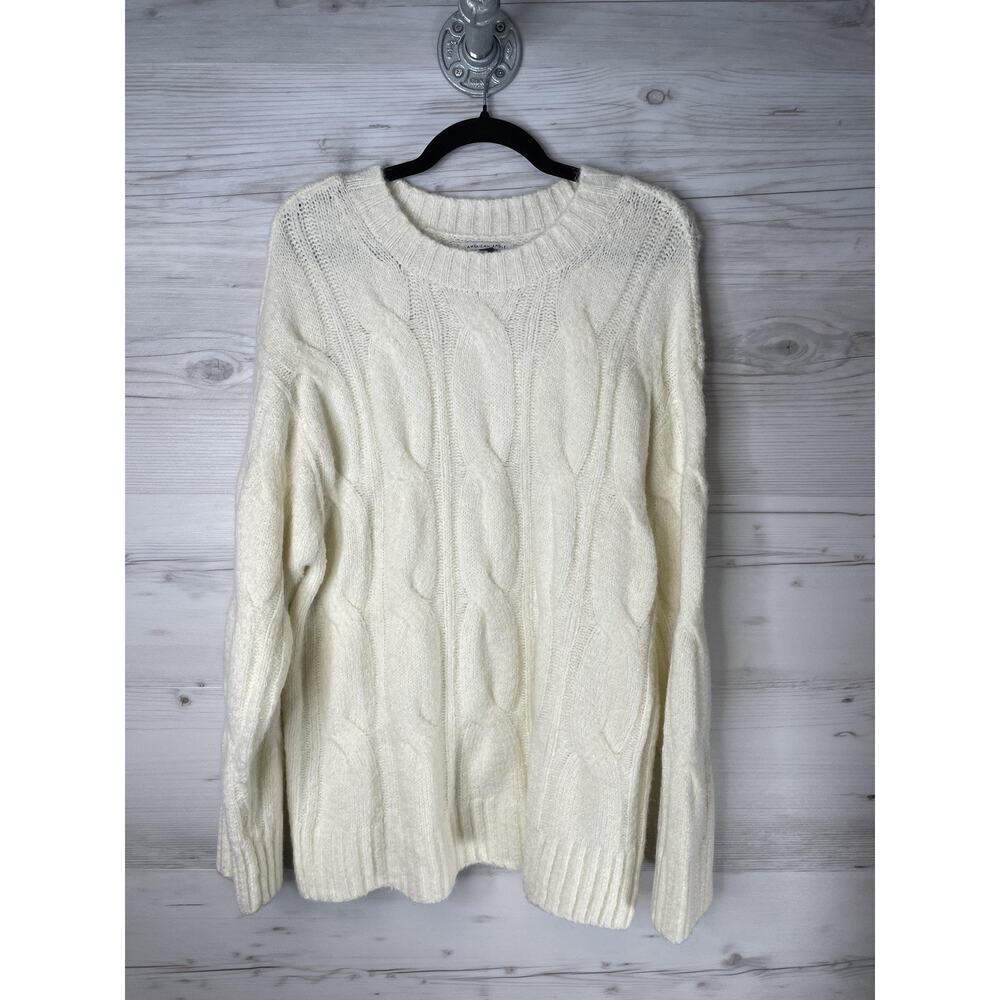 American Eagle Sweater Womens Medium White Cable Knit Crewneck Pullover Cozy